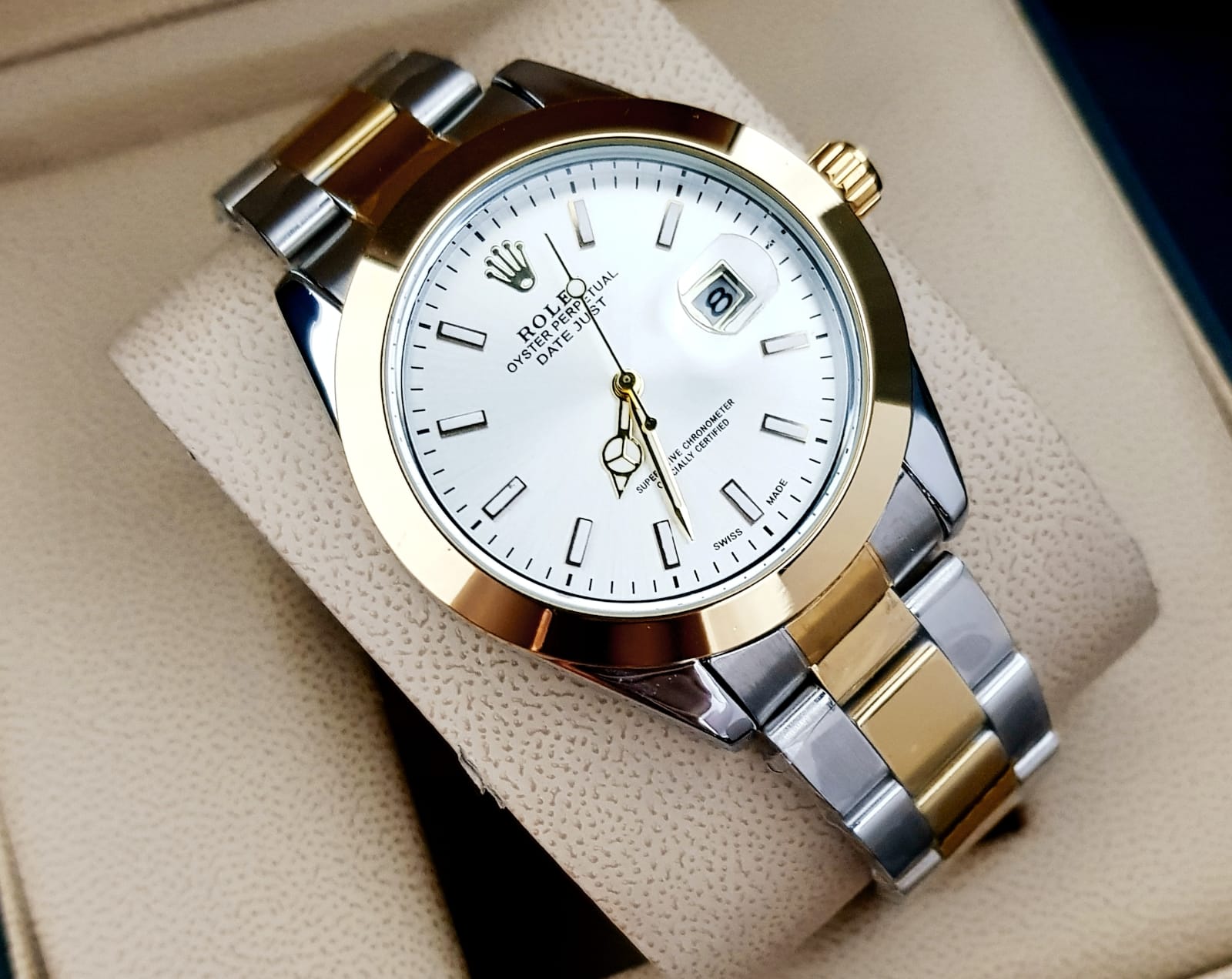 Rolex Date Just (Plateado Dorado)